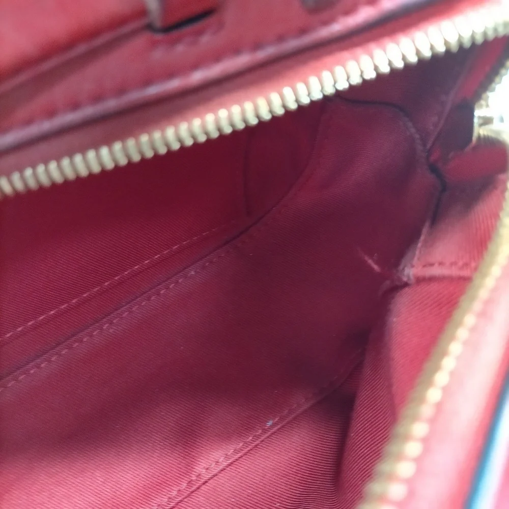 Louis Vuitton Saintonge Red Monogram